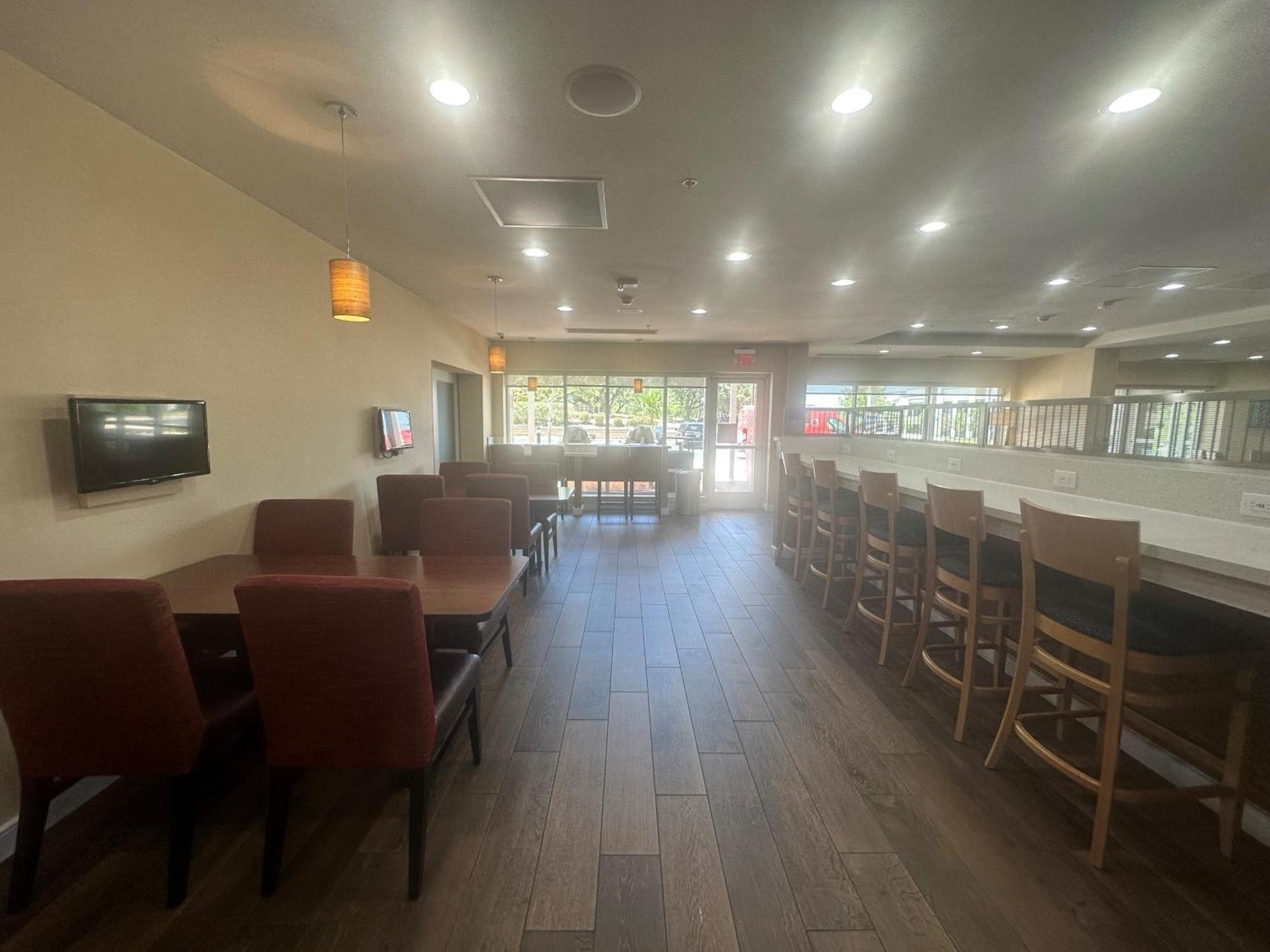Towneplace Suites By Marriott San Antonio Westover Hills Exterior foto