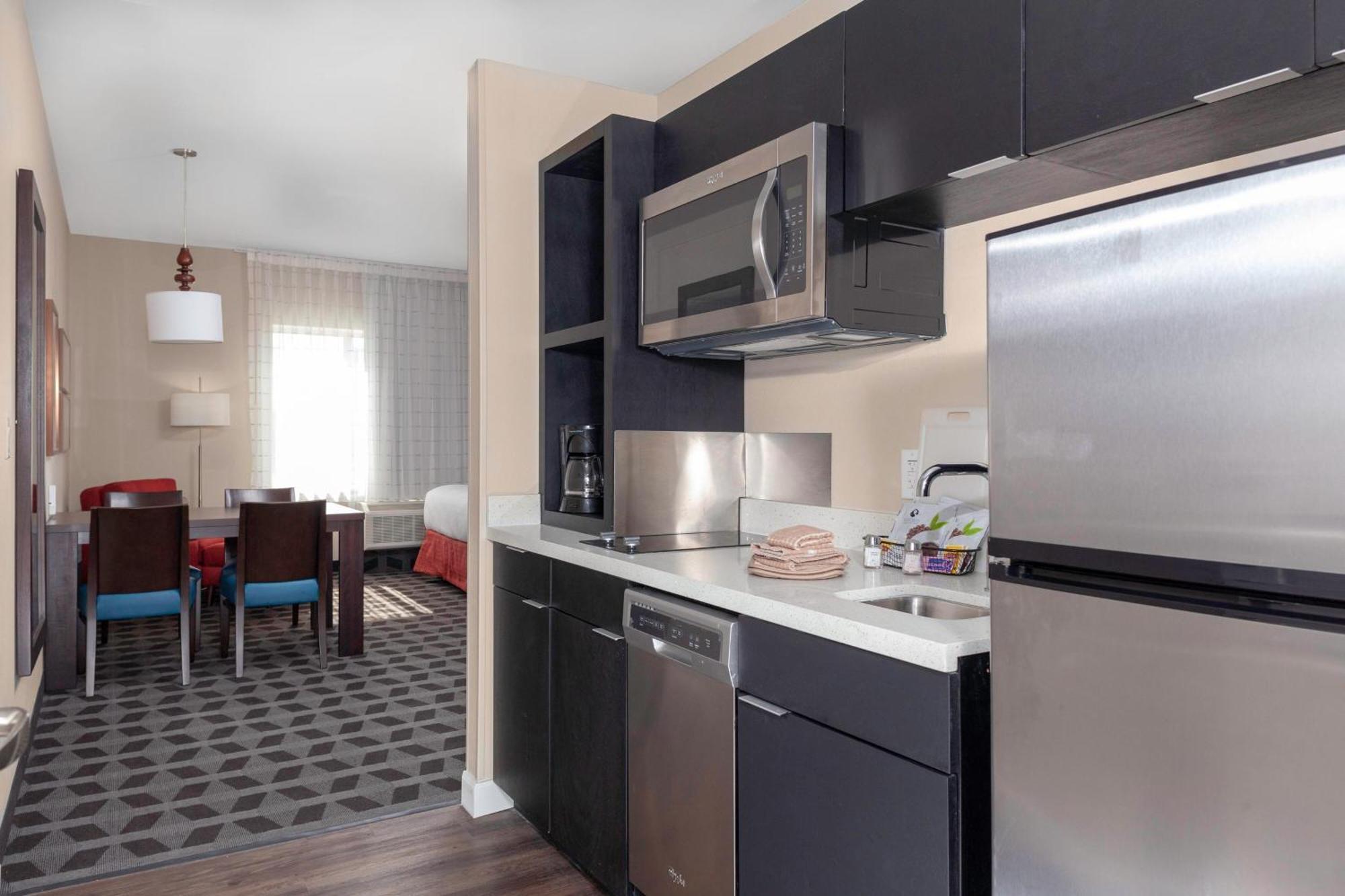 Towneplace Suites By Marriott San Antonio Westover Hills Exterior foto