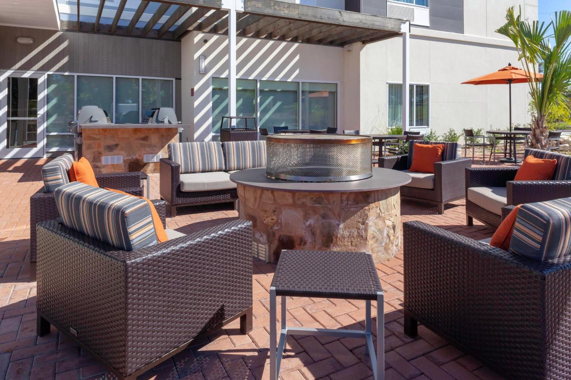 Towneplace Suites By Marriott San Antonio Westover Hills Exterior foto
