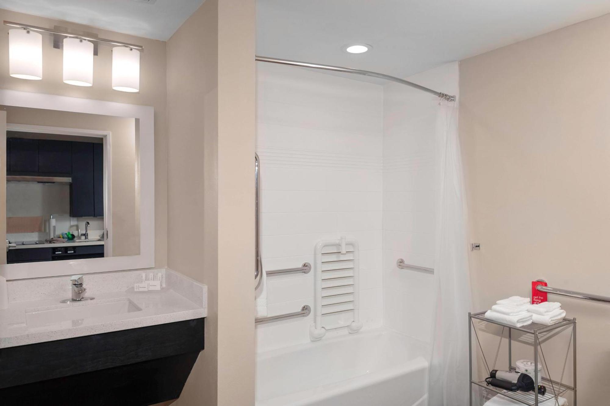 Towneplace Suites By Marriott San Antonio Westover Hills Exterior foto